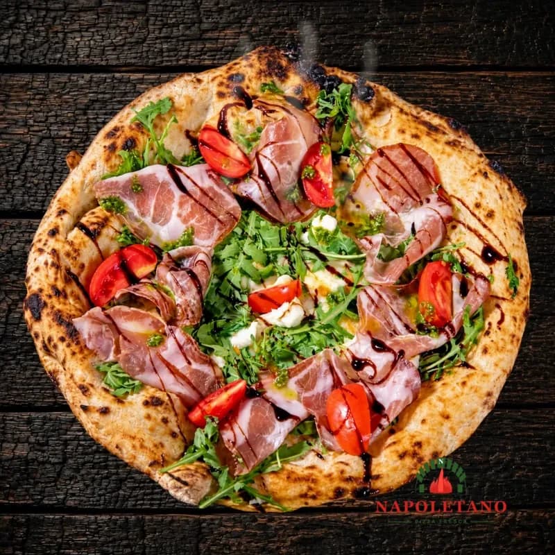 Pizza Vento Napoletano — preparat la Napoletano Pizzeria Napoletana București
