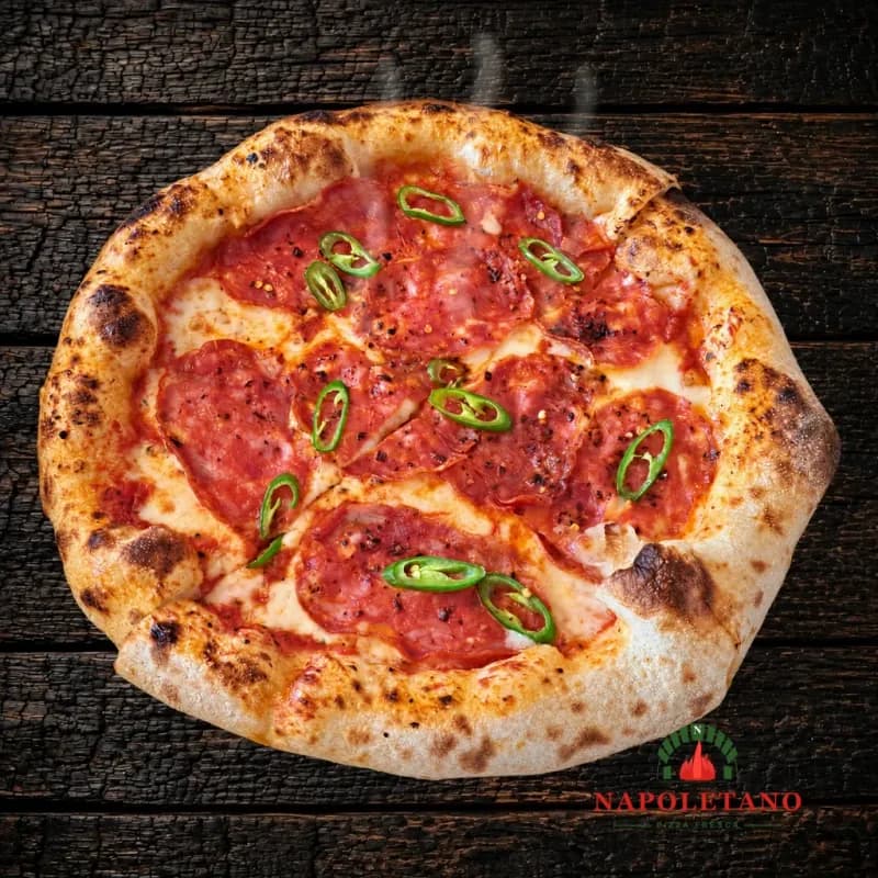 Pizza Diavola — preparat la Napoletano Pizzeria Napoletana București